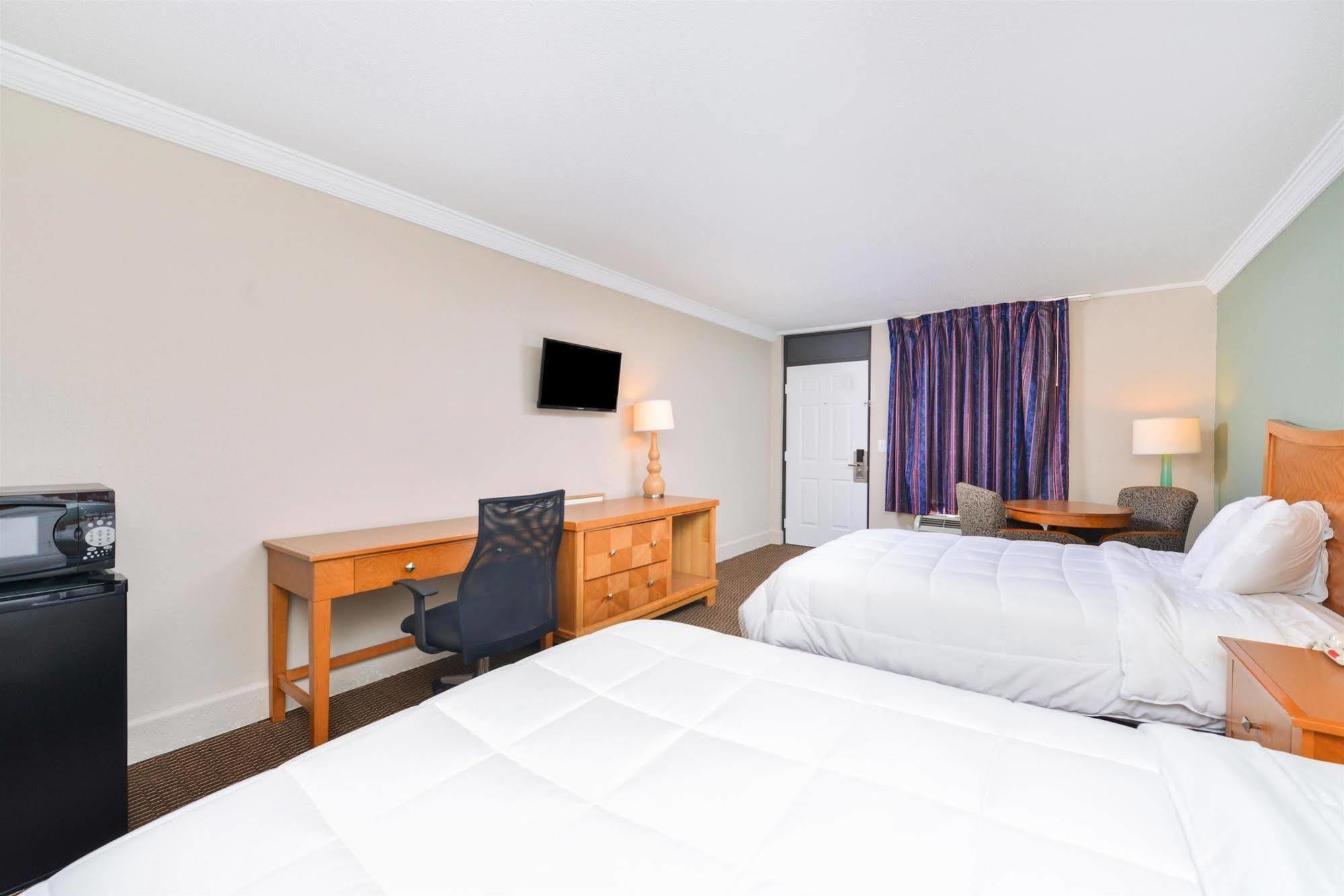 Americas Best Value Inn - Somerset Bagian luar foto